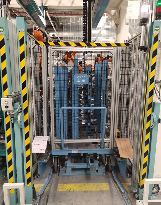 1725413226845575.jpg 北京奔馳LCA改造